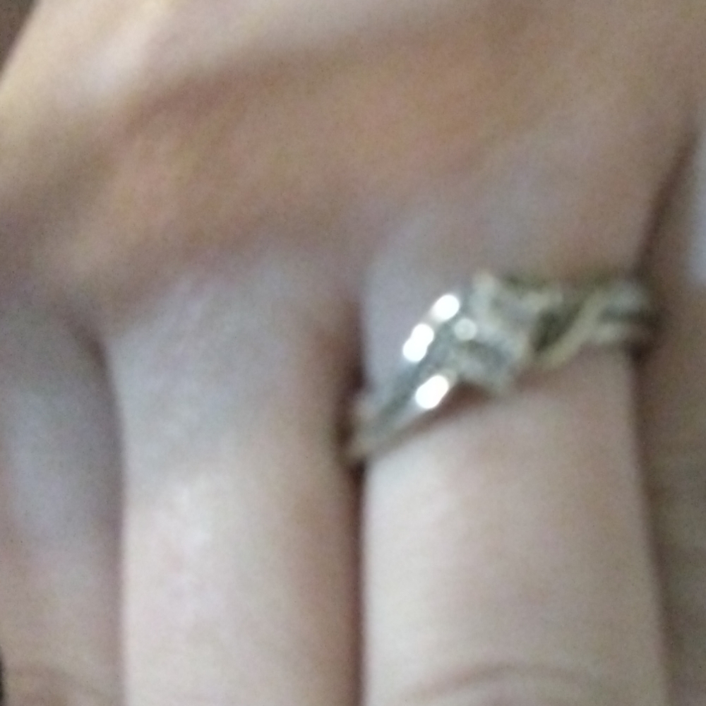 Wedding ring - Picture 2 of 5